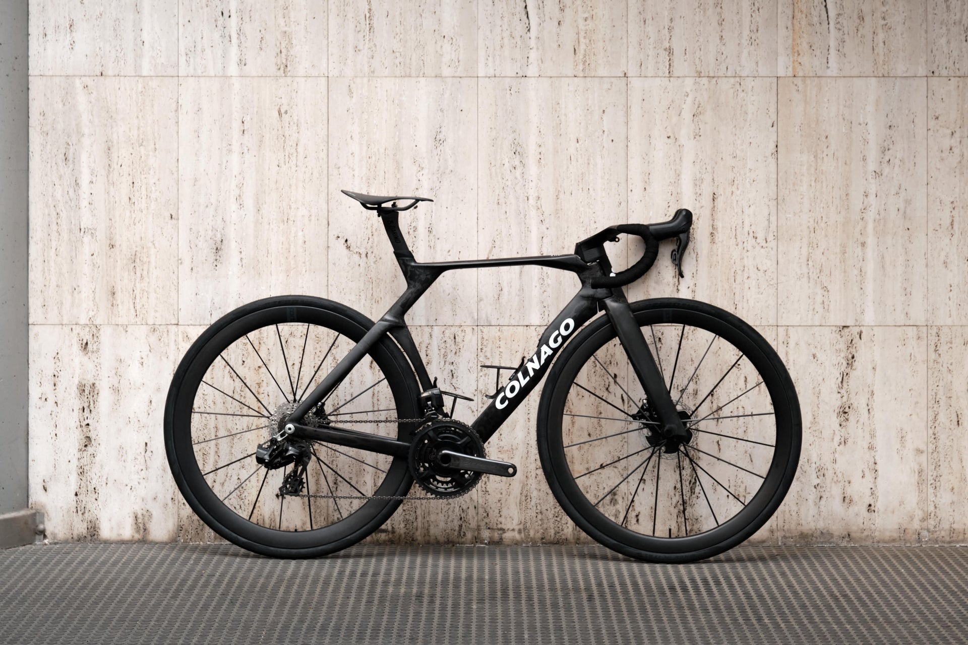A very special 6.8 kg Colnago Y1Rs dream build