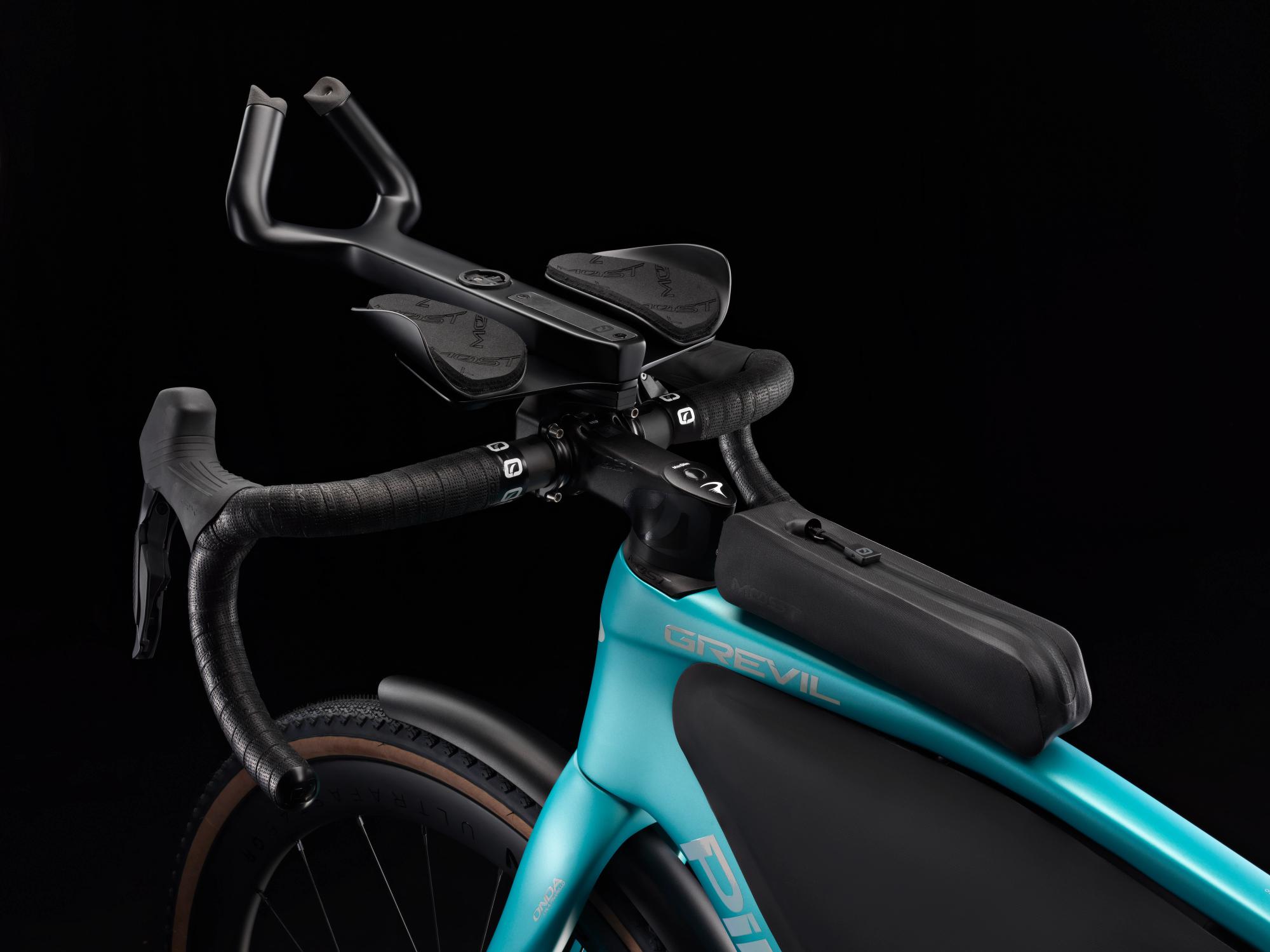 Pinarello Grevil F7 | Shimano GRX 825 Di2 | Complete bike – Cicli