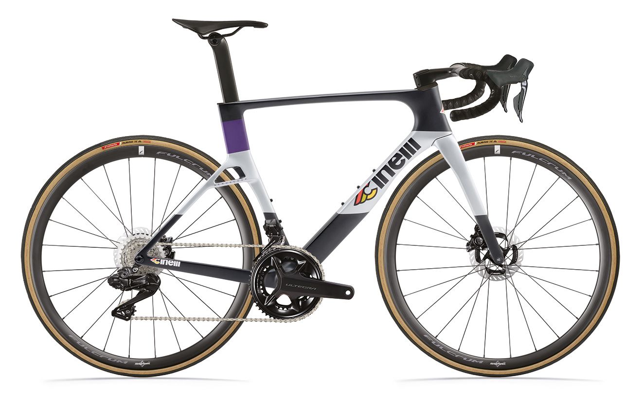 Cinelli Aeroscoop 2026 | SRAM Red AXS | 6.69 kg | Cicli Corsa