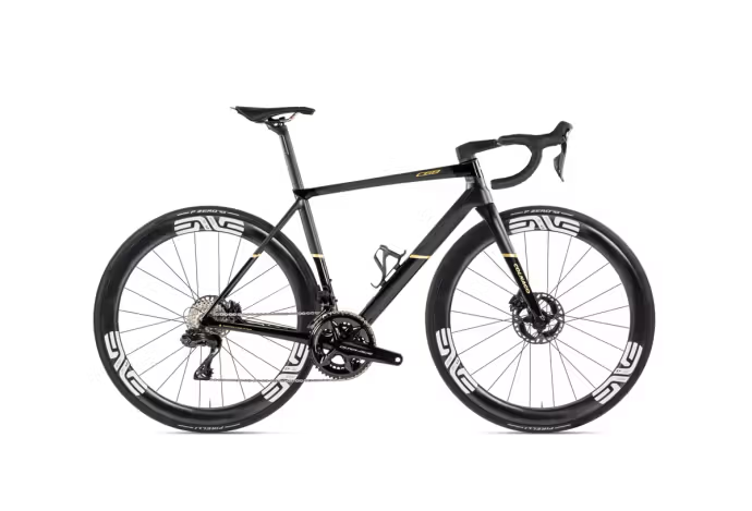 Colnago C68 Road Disc 2026 | Titanio | Shimano Dura-Ace 12s R9270 | ENVE SES 4