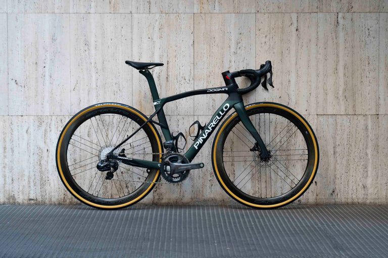Pinarello Dogma X Size 465 | Xolar Green | Campagnolo Super Record WRL + Bora WTO 45 | Demo 200 km | Bicicletta Completa