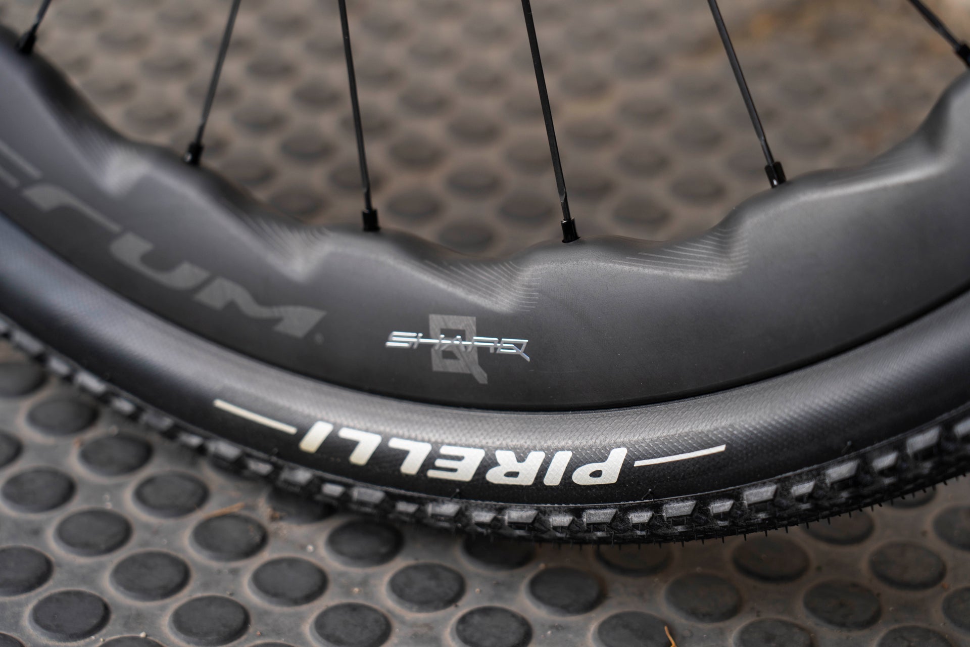 Basso Palta III Size L Galaxy Dream Shimano GRX Fulcrum Sharq Gravel Bike pirelli tyres