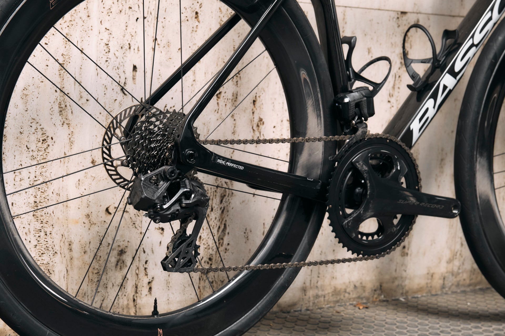Shimano Dura-Ace rear derailleur on the Wilier Supersonica custom complete bicycle by Cicli Corsa.