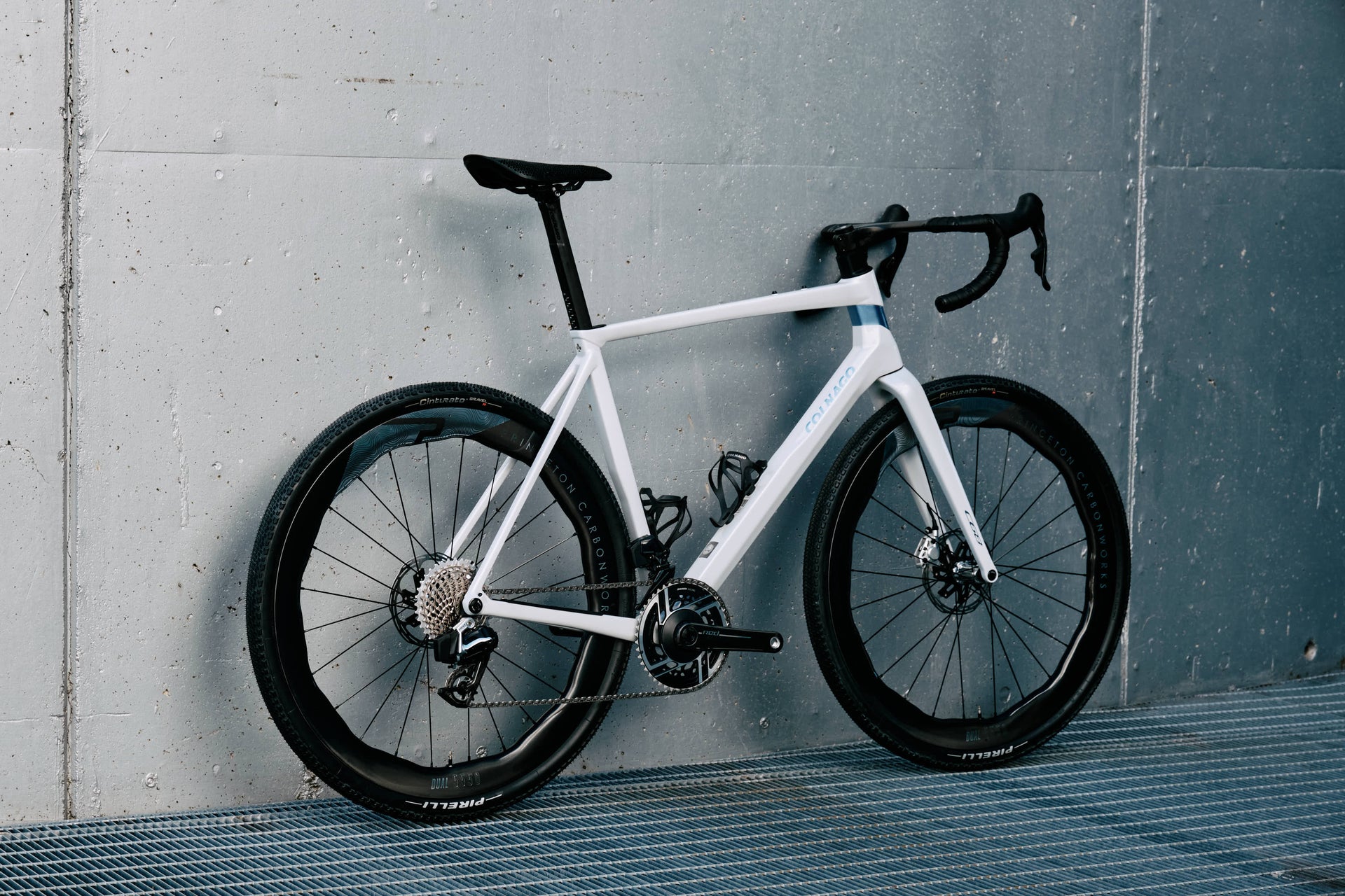 Rear view of the Colnago C68 Gravel complete bicycle by Cicli Corsa.