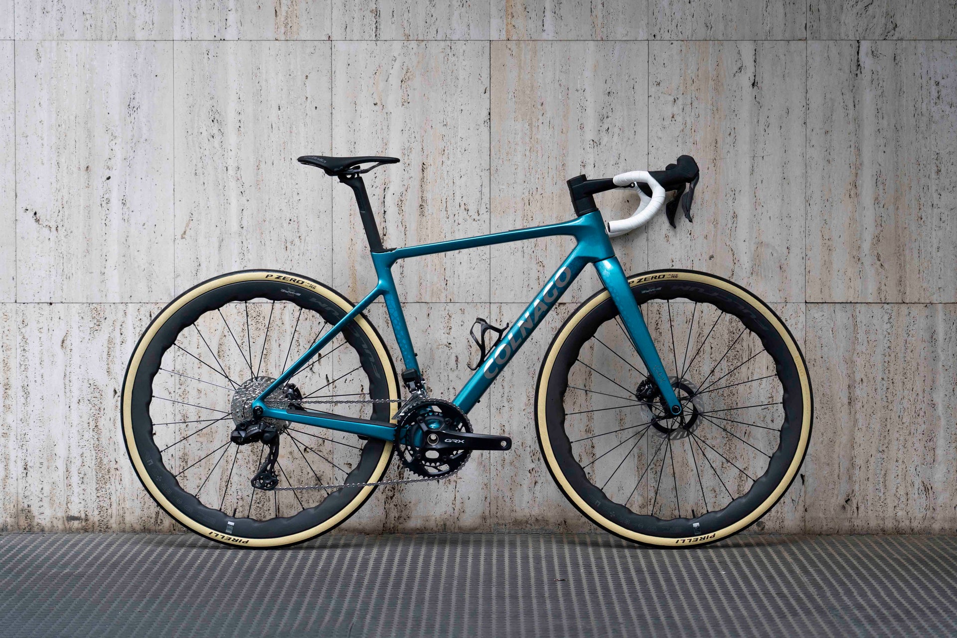 Drive side view of the Colnago G4-X ICBL Blue complete bicycle, custom built by Cicli Corsa.