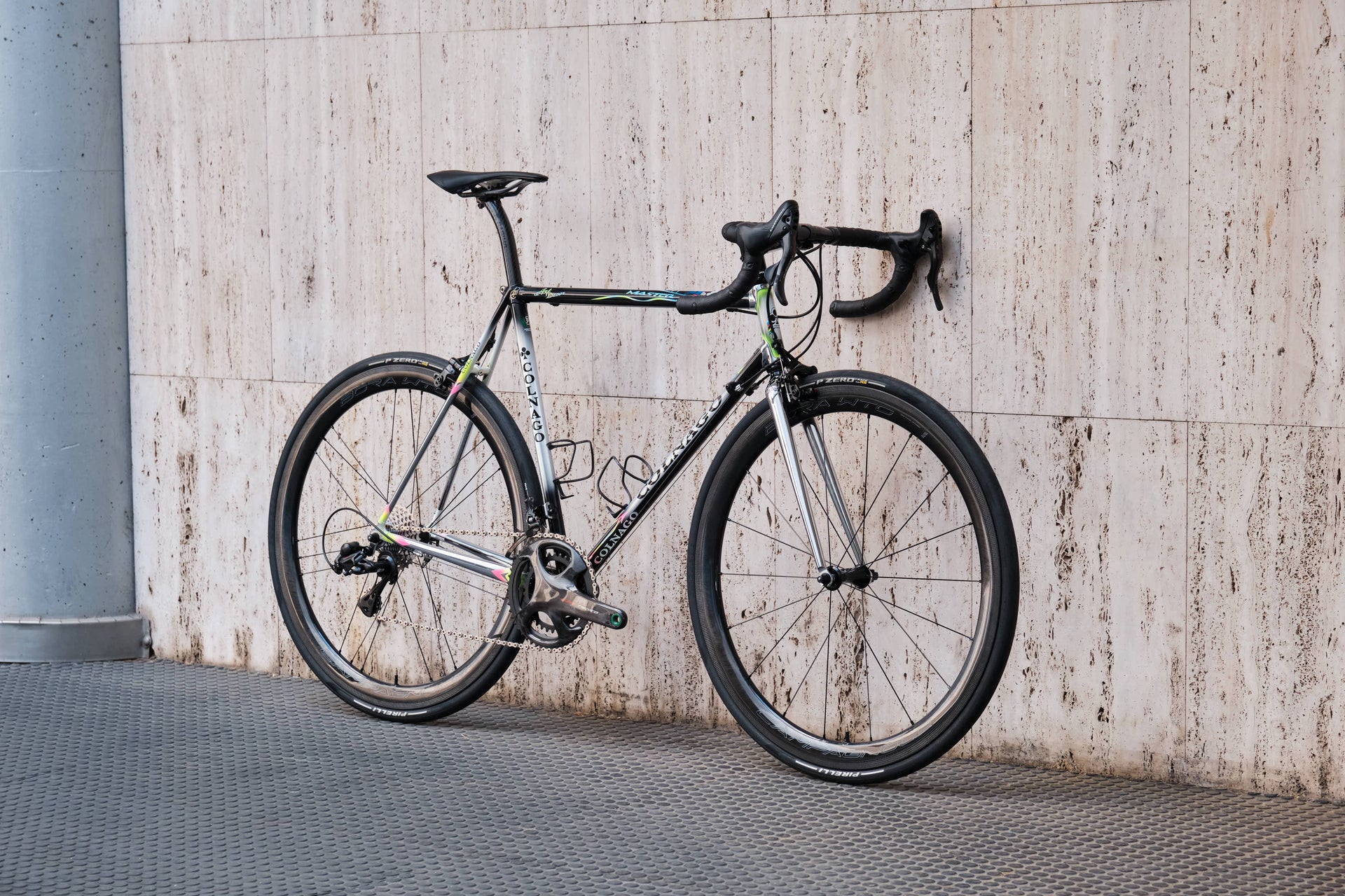 Colnago Master | Size 56 | AD04 | 7.840 kg oblique front drive train side view