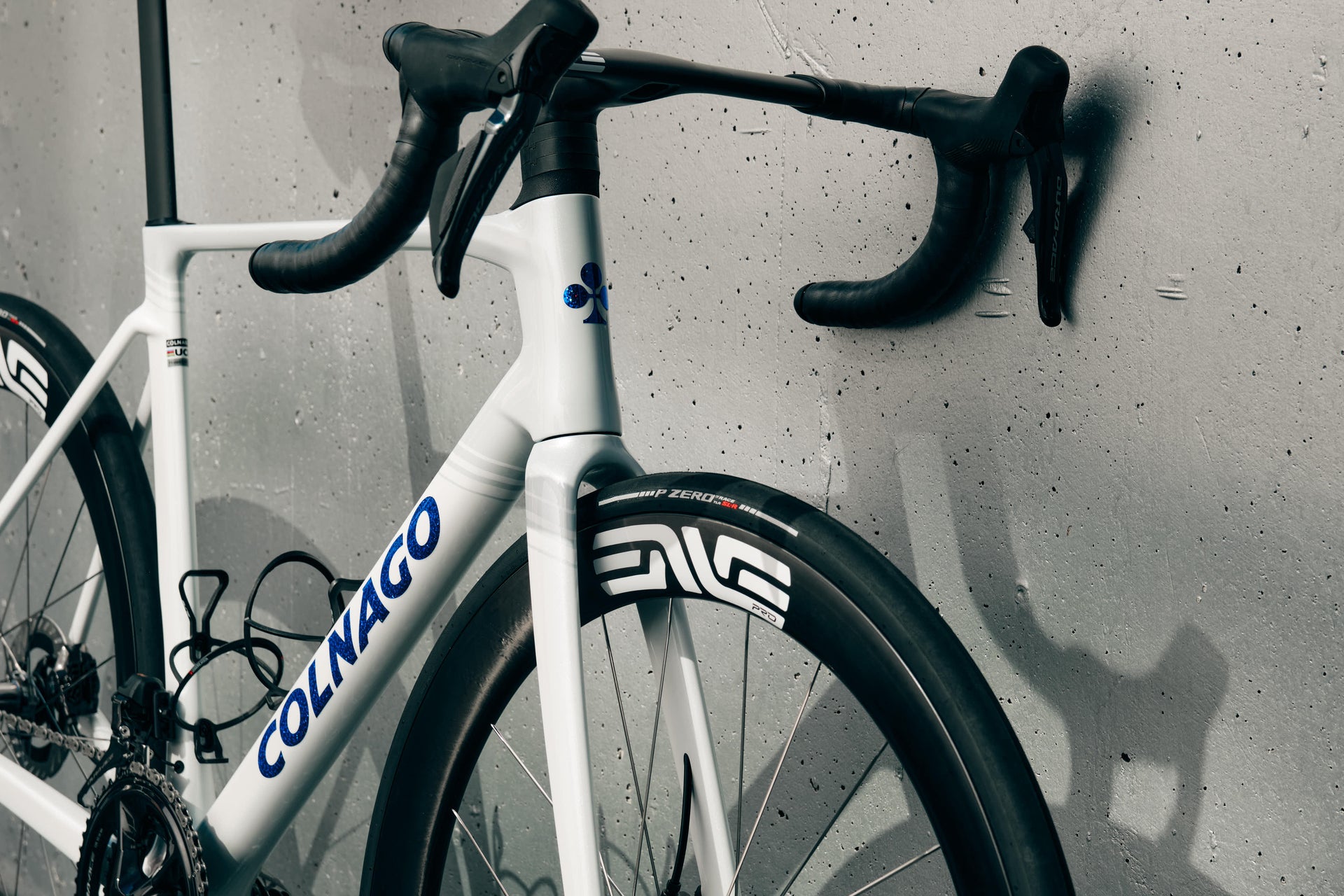 Front-end view of the Enve SES Aero Pro One-Piece Cockpit integrated carbon handlebar on the Colnago V5Rs VRWB complete bicycle by Cicli Corsa.