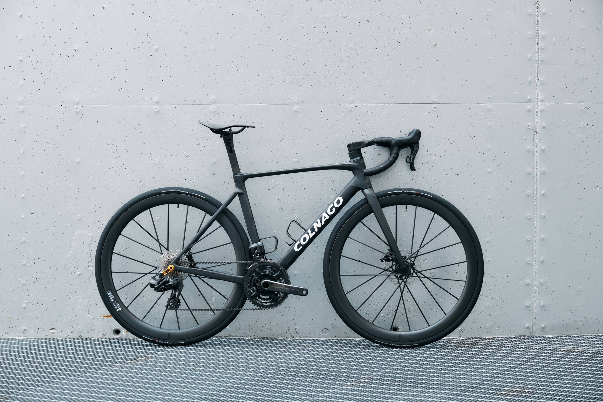 Colnago V5Rs | Size 485 | Raw Carbon Custom Paint drive train side view