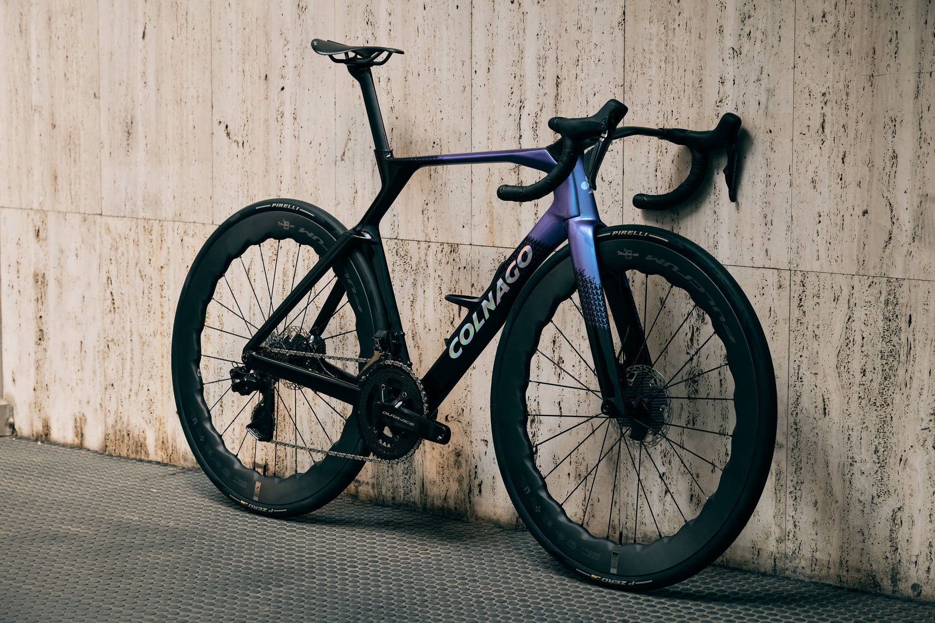 Front view of the Colnago Y1Rs road racing complete bicycle by Cicli Corsa.