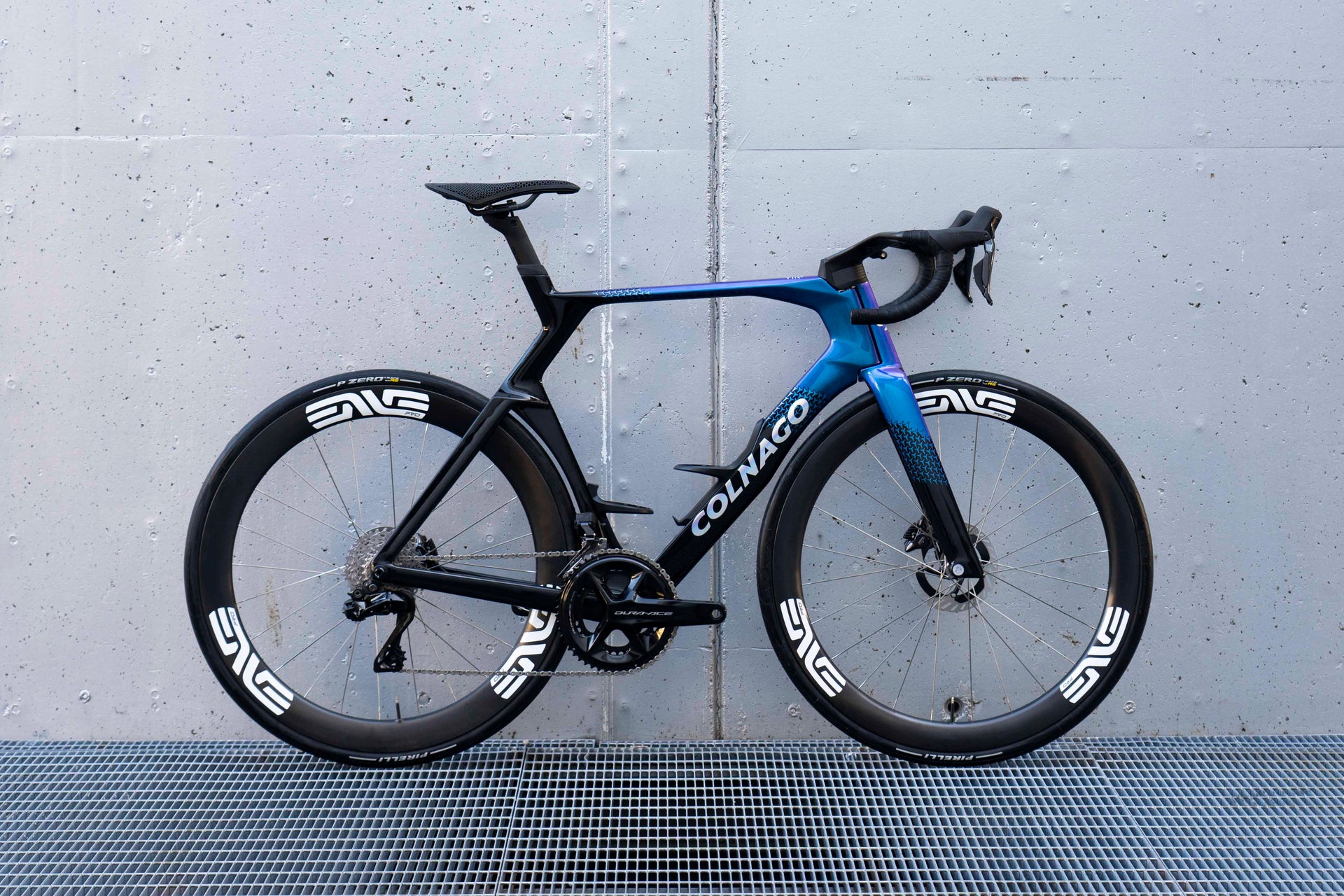 Drive side view of the Colnago Y1Rs YSBO complete bicycle, custom built by Cicli Corsa.