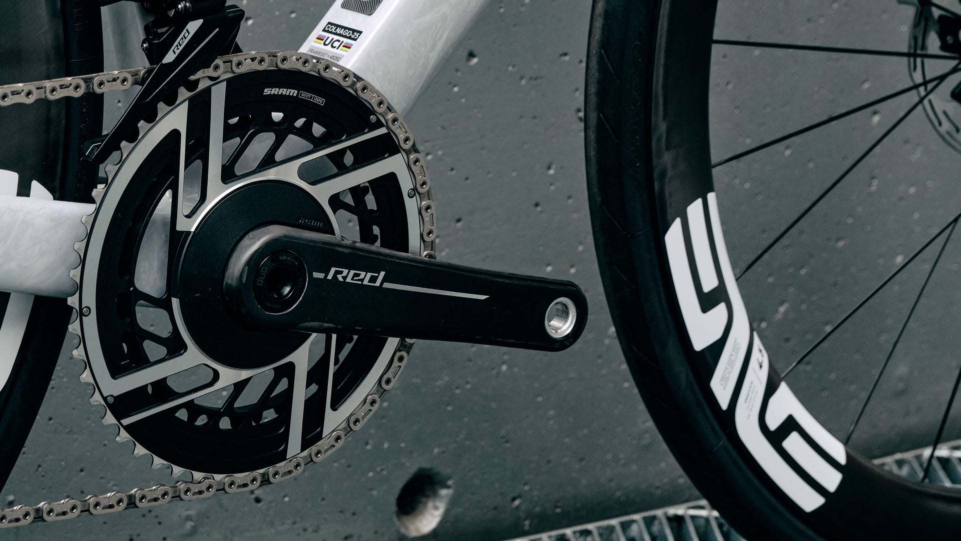 SRAM Red eTap AXS carbon crankset on the Colnago Y1Rs Lumar Colors complete bicycle by Cicli Corsa.