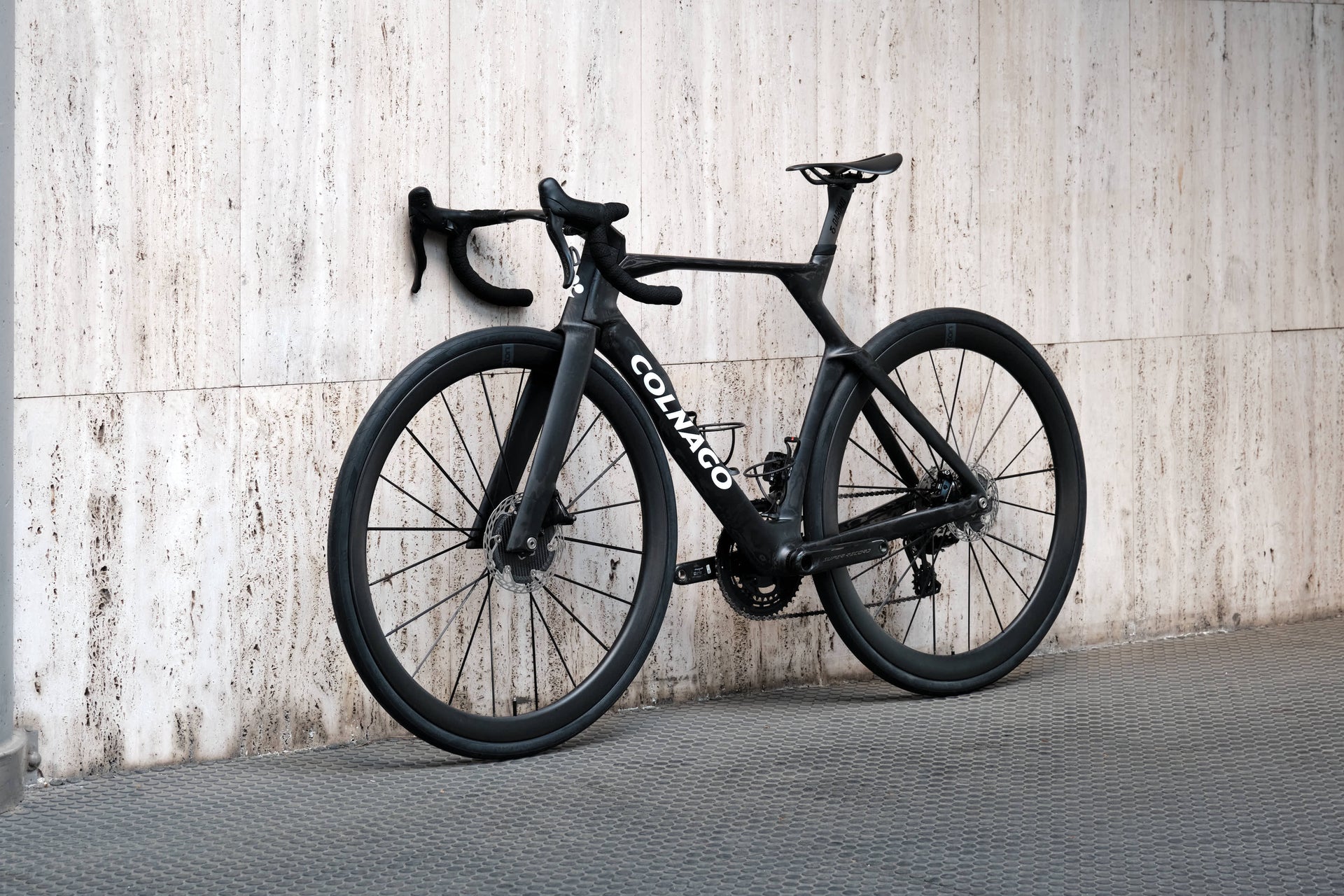 Colnago Y1Rs | Size S | Custom Raw Finish | 6.815 kg no Drive Train view