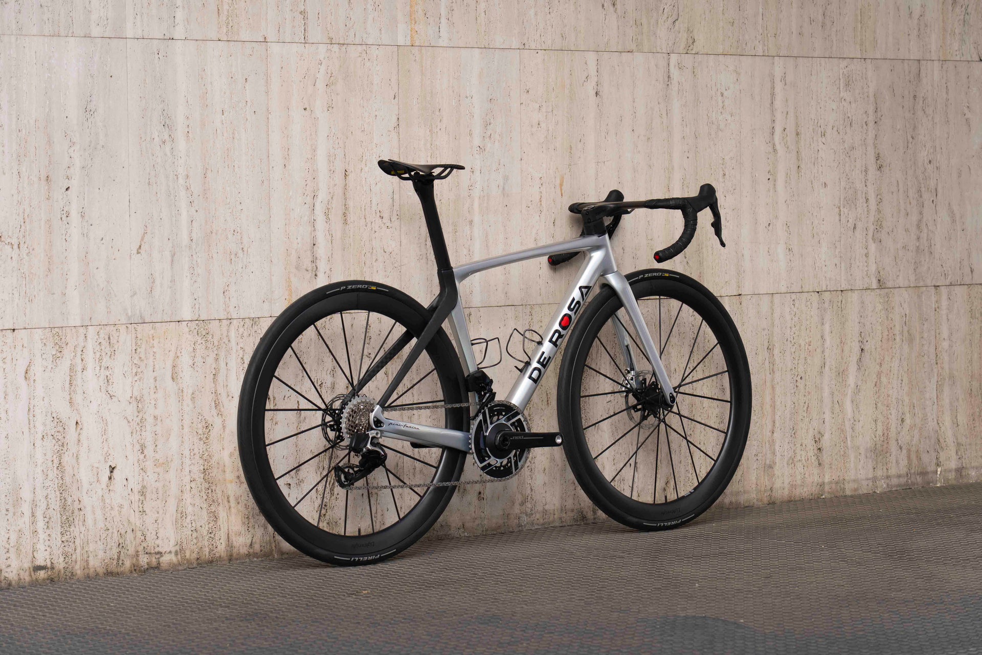 De Rosa 70 | Size 44.5 | Silver | Complete Bicycle drive-train side-rear view