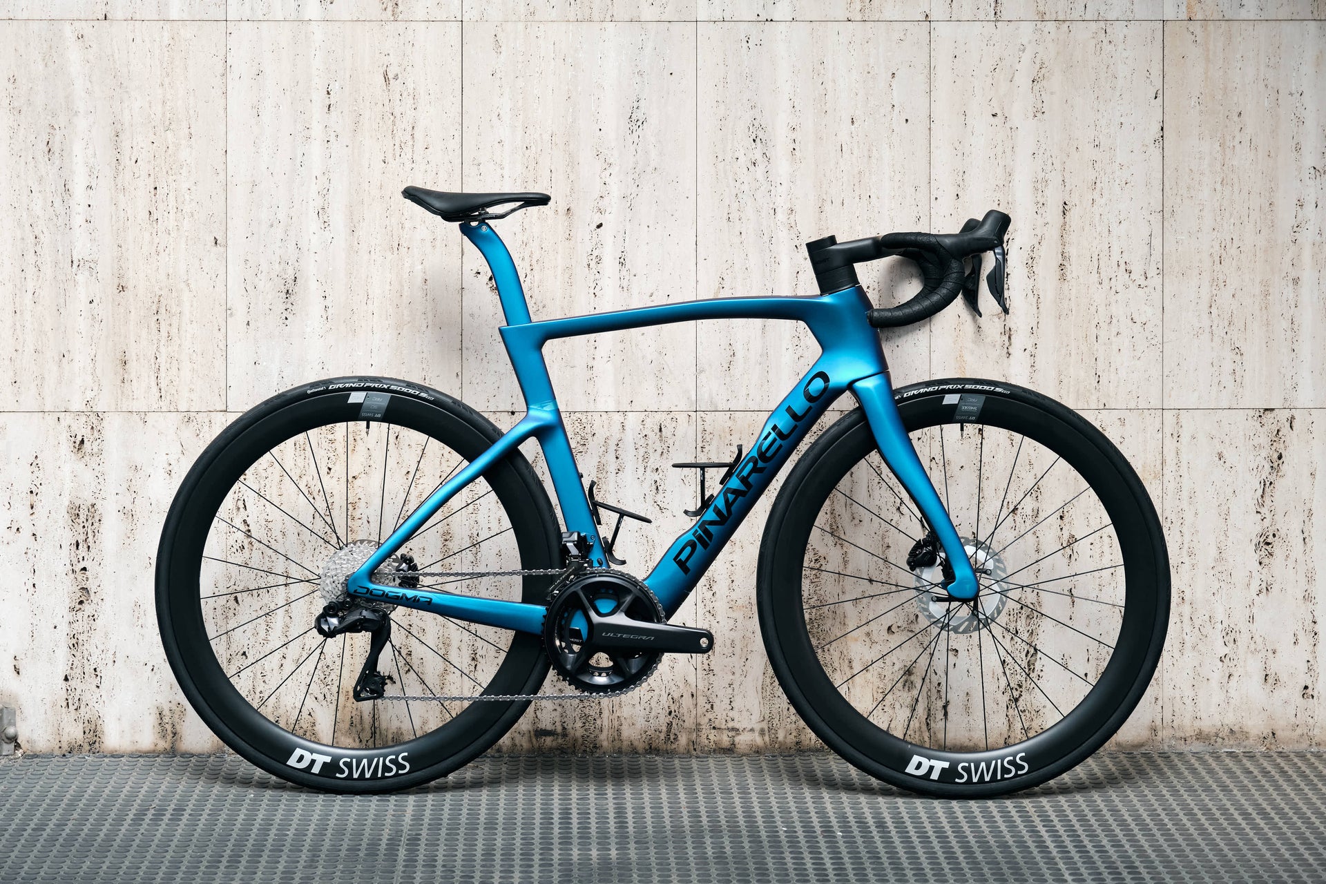 Cicli Corsa Pinarello Dogma F Luxter Blue Shimano Ultegra Di2 DT Swiss Complete Bicycle 