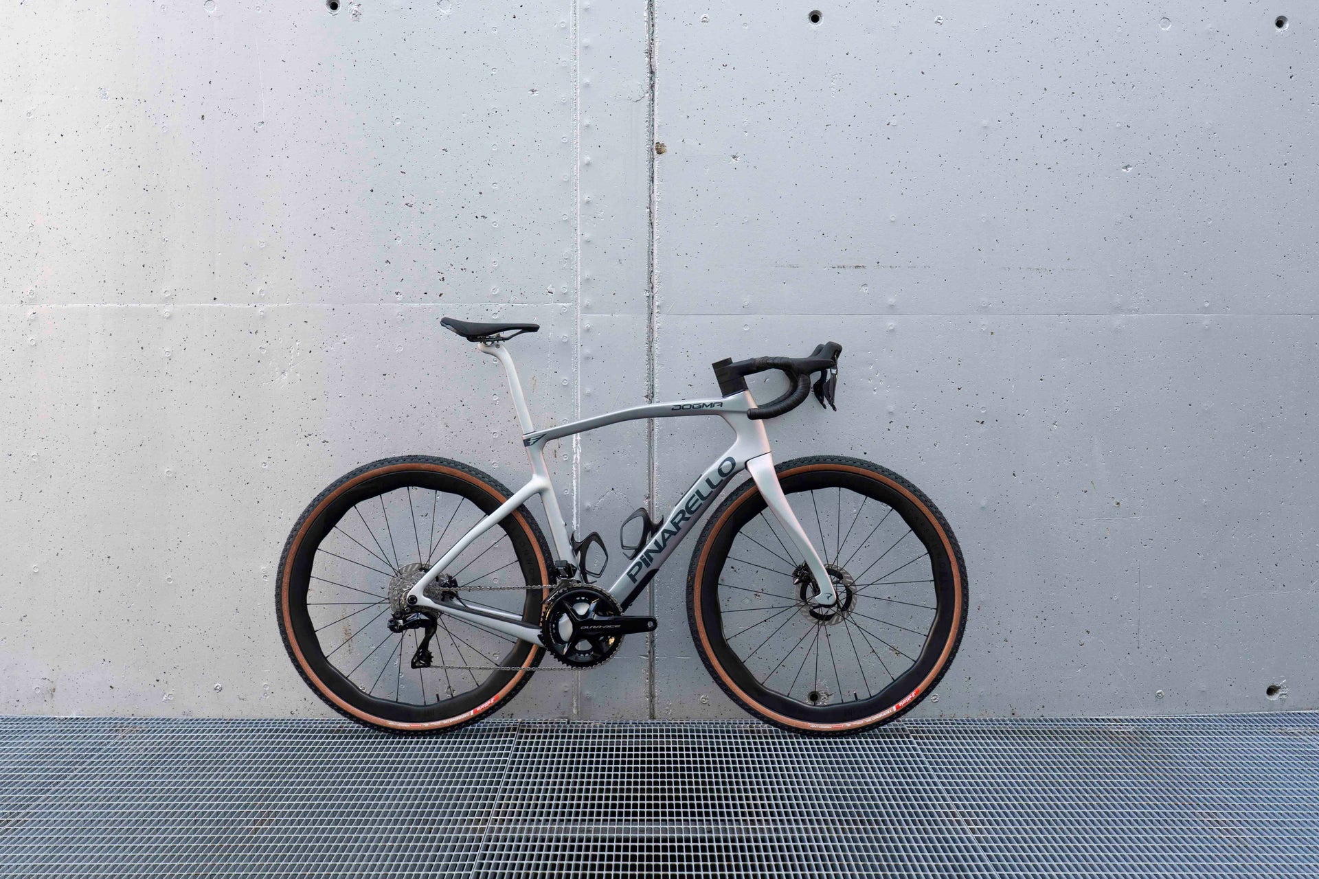Pinarello GR | Size 545 | Interstellar | 7.705 kg | Gravel Bike Drive train view
