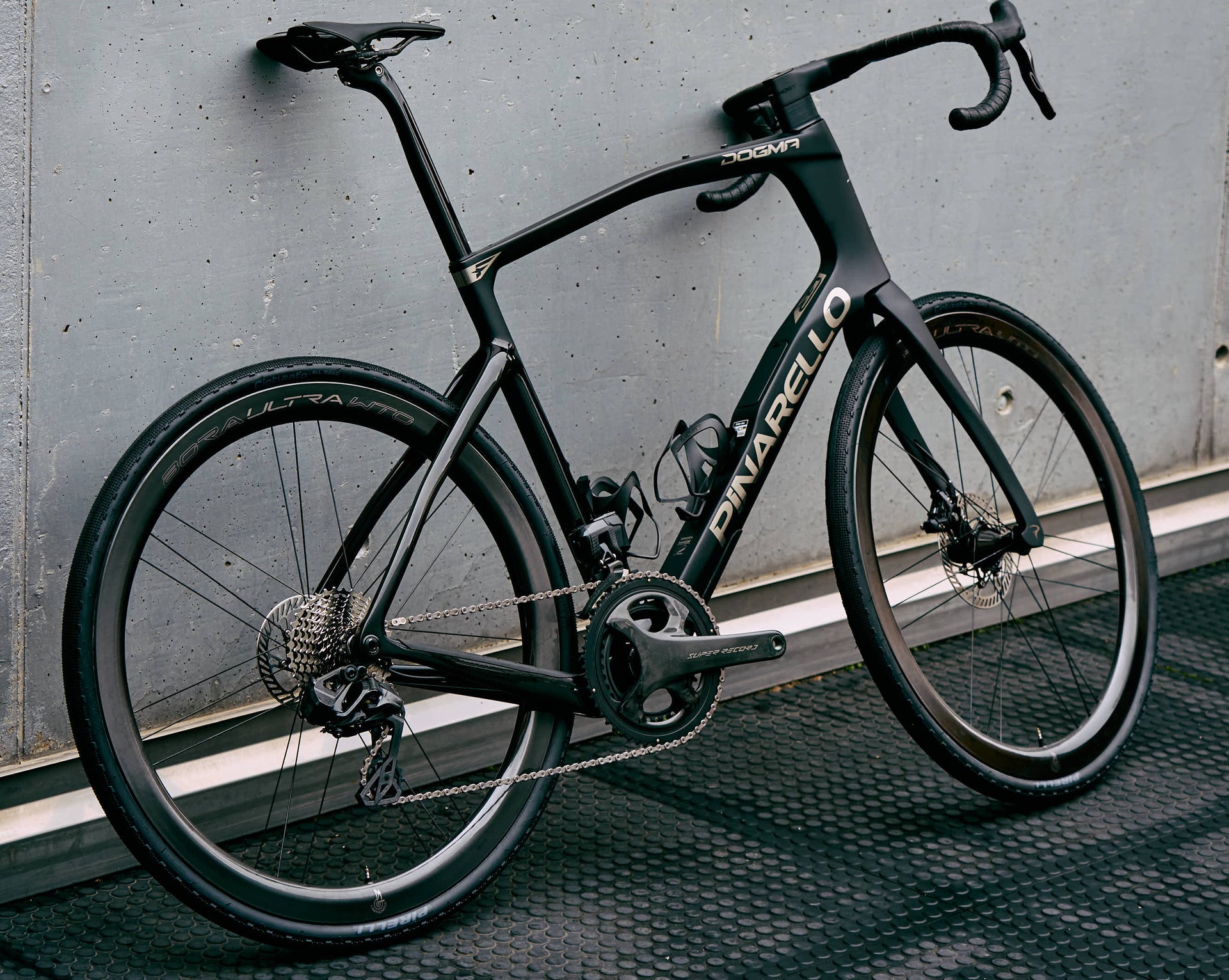 Cicli Corsa Pinarello Dogma GR Campagnolo Super Record Bora Ultra WTO 45