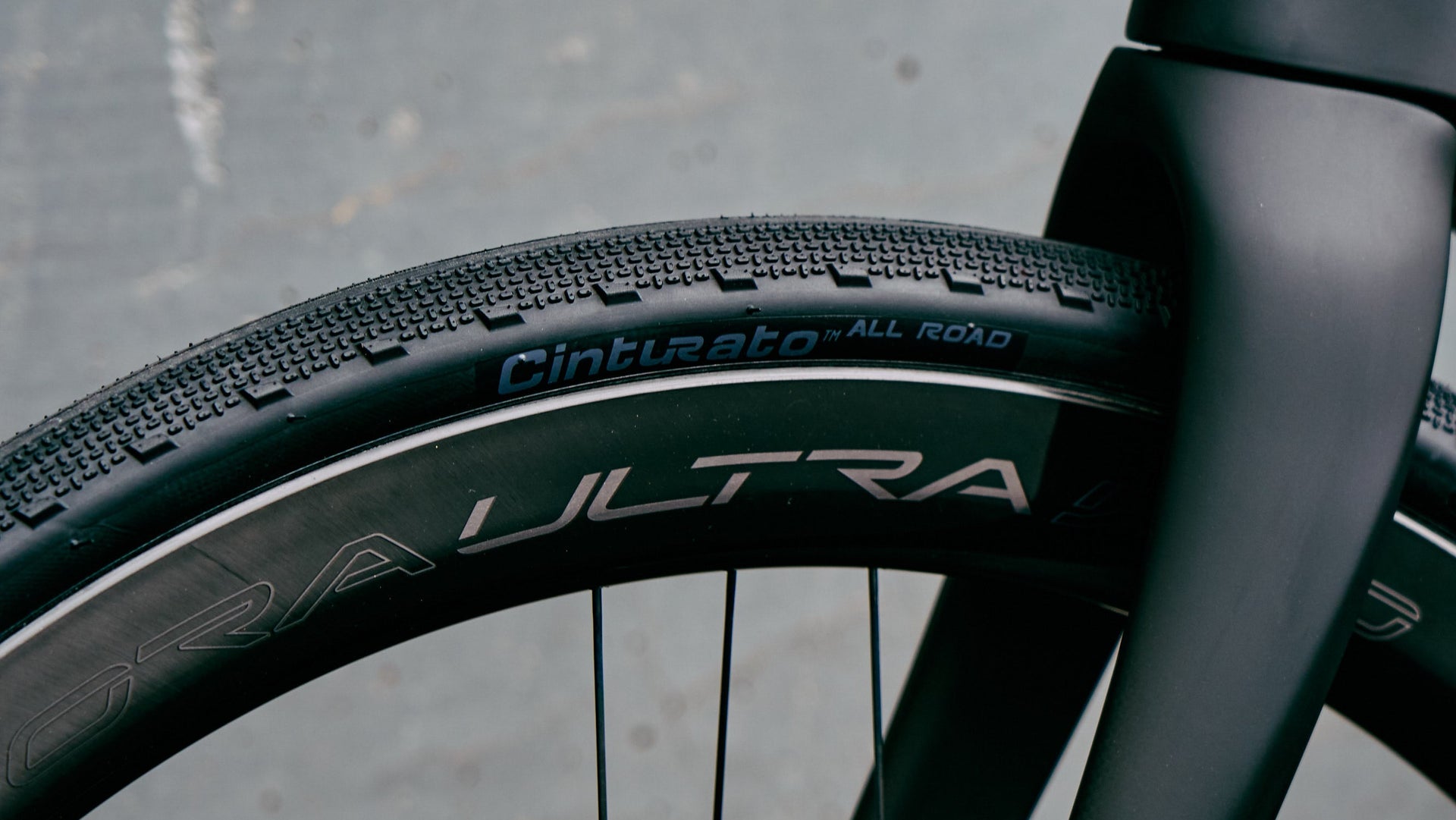 Cicli Corsa Pinarello Dogma GR Campagnolo Super Record Bora Ultra WTO 45 Pirelli Cinturato All Road Black