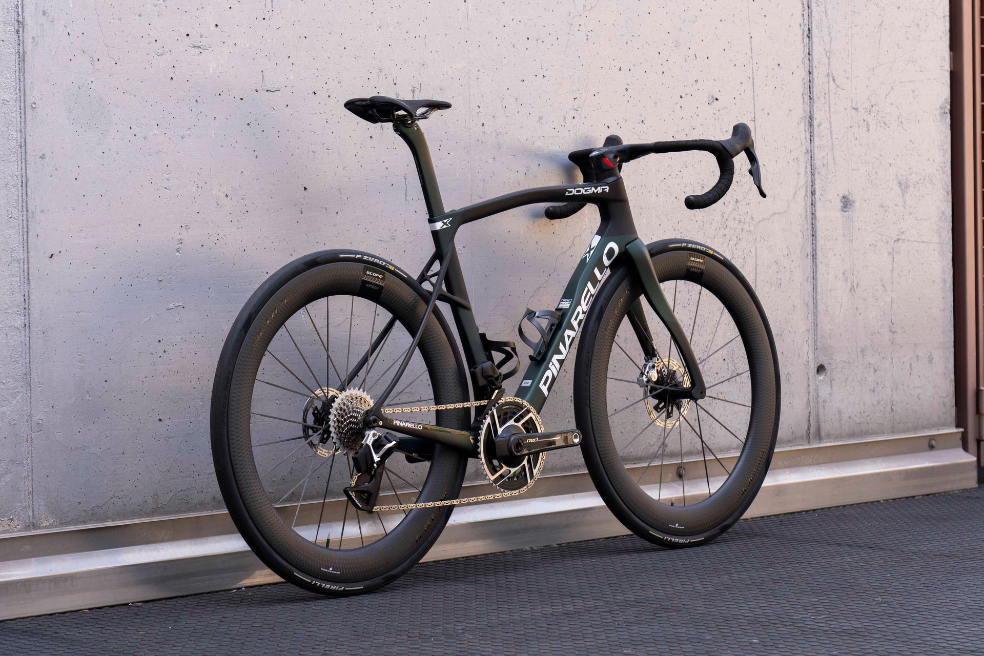 Rear view of the Pinarello Dogma X custom complete bicycle highlighting the innovative X-Stays carbon design, tailor-made by Cicli Corsa.