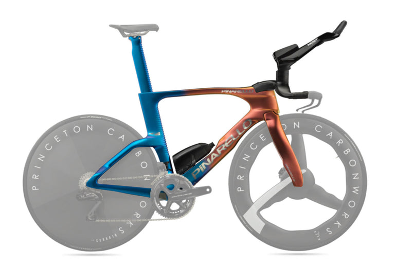 Pinarello Bolide F TT Disc 2026 – Carbon Basebar & Estensioni 3D