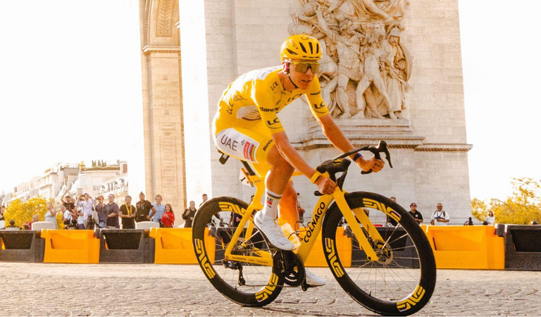 Colnago Y1Rs Tour de France Yellow | Shimano Dura-Ace Di2 | ENVE SES 4.5 | Complete Bicycle