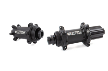 Made in Italy !! New front road hubs PMP !